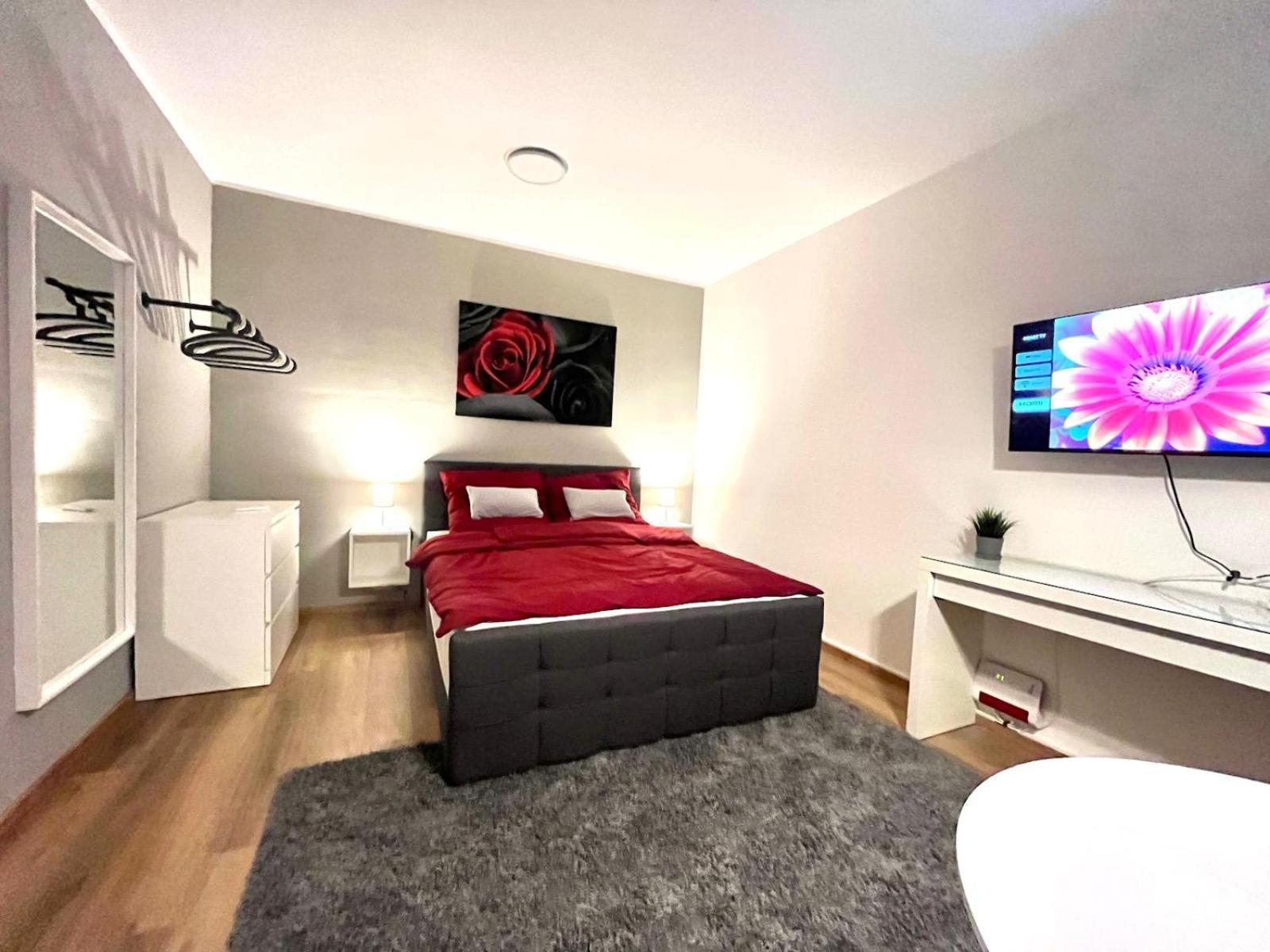 Studio Am Waldschloesschen Mit Kueche Und Netflix Drezda Kültér fotó